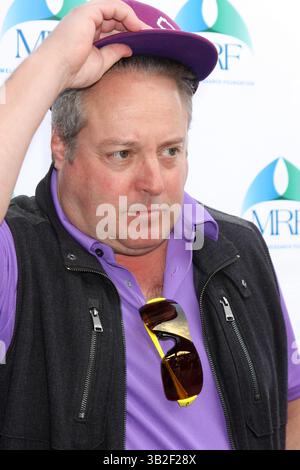 10 novembre 2014 - Burbank, CA, USA - LOS ANGELES - 10 novembre : Gary Valentine à la troisième classique annuelle de golf célébrité au profit de la Fondation de recherche sur le mélanome au Lakeside Golf Club le 10 novembre 2014 à Burbank, CA photo via Newscom (crédit image : © Kathy Hutchins/Newscom via ZUMA Press) Banque D'Images