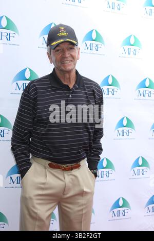 10 novembre 2014 - Burbank, CA, USA - LOS ANGELES - 10 novembre : Tom Dreesen à la troisième classique annuelle de golf célébrité au profit de la Fondation de recherche sur le mélanome au Lakeside Golf Club le 10 novembre 2014 à Burbank, CA photo via Newscom (crédit image : © Kathy Hutchins/Newscom via ZUMA Press) Banque D'Images