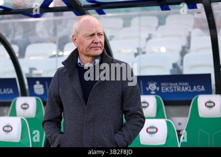 Radom, Pologne. 27 avril 2025 Niels Fredriksen lors du match Radomiak Radom vs Lech Poznan PKO Ekstraklasa au Radomiak Stadium. Crédit : Igor Jakubowski/Alamy Live News Banque D'Images