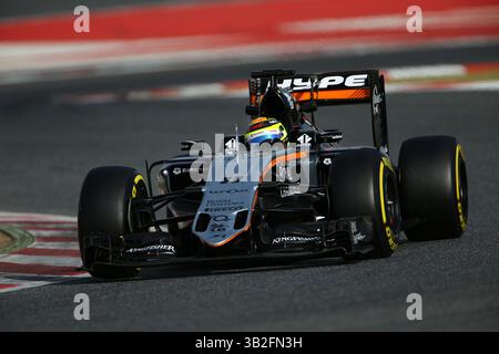 23 février 2016 - Barcelone, Espagne - Sergio Perez (MEX), Sahara Force India F1 Team, F1 Testing 2016, circuit de Catalunya. (Crédit image : © Daniele Paglino/ZUMA Wire/ZUMAPRESS.com) Banque D'Images