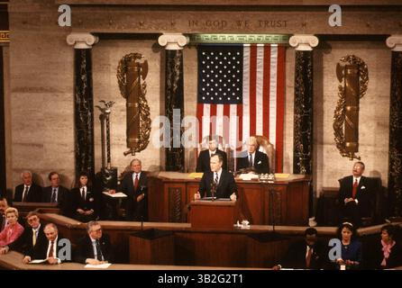 6 avril 2014 - Washington, District of Columbia, États-Unis d'Amérique - Washington, DC. 1-3-1990.le président George H.W. Bush prononce son premier discours sur l'état de l'Union à une session conjointe du Congrès..crédit : Mark Reinstein (crédit image : © Mark Reinstein via ZUMA Wire) Banque D'Images