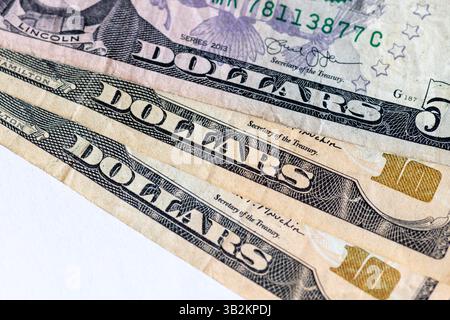 Le mot dollars tel qu'imprimé sur les billets de banque en devises des États-Unis d'Amérique, les billets en dollars. Banque D'Images