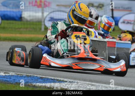 Jules Gounon est un pilote automobile professionnel français, sa carrière est centrée sur les courses de voitures de sport, son père Jean-Marc Gounon a participé à 9 Grand Prix entre 1993 et 1994. Banque D'Images