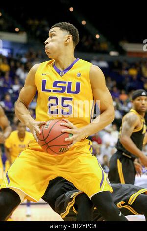 16 novembre 2015 : L'attaquant Ben Simmons (25) des Tigers de la LSU lors du match de basket-ball de la NCAA entre les Tigers de la LSU et les Owls de l'État de Kennesaw au Pete Maravich Assembly Center à Baton Rouge, EN LOUISIANE. Stephen Lew/CSM(crédit image : © Stephen Lew/CSM via ZUMA Wire) Banque D'Images