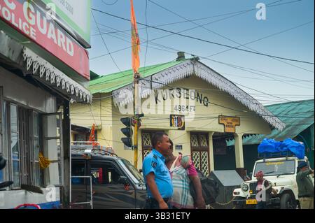 Kurseong, Bengale occidental, Inde - 10 août 2023 : construction de la vieille station de colline du patrimoine de Kurseong.Darjeeling Himalaya Railway, patrimoine mondial de l'UNESCO. Banque D'Images