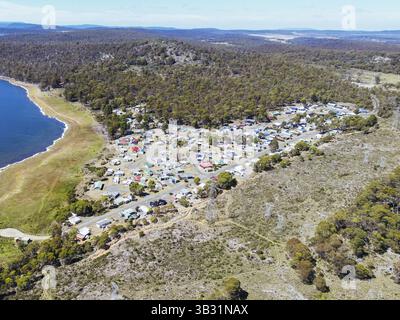 Lac Arthurs et paysage environnant sur un aftenoon d'été chaud en Tasmanie, Australie, Océanie Banque D'Images