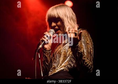 15 février 2016 - le groupe australien TIGERTOWN a donné un concert à guichet fermé au Phoenix de Toronto. En photo : ALEXI COLLINS, ELODIE CROWE, CHARLIE COLLINS, CHRIS COLLINS, KURT BAILEY (crédit image : © Angel Marchini via ZUMA Wire) Banque D'Images