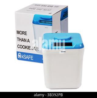 17 novembre 2017 - Doral, FL, États-Unis - sur la photo est le coffre-fort de cuisine, l'un des articles pour le Guide des cadeaux Dave Barry 2017. (Crédit image : © Carl juste/TNS via ZUMA Wire) Banque D'Images