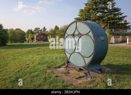 Pompe à eau du village de Sarratt, sur le green, Hertfordshire, Angleterre Royaume-Uni. Datant du début du XIXe siècle (début des années 1800) Banque D'Images