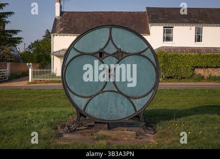 Pompe à eau du village de Sarratt, sur le green, Hertfordshire, Angleterre Royaume-Uni. Datant du début du XIXe siècle (début des années 1800) Banque D'Images