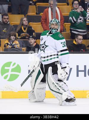 15 janvier 2018 : Ben Bishop (30 ans), gardien des Stars de Dallas, se réchauffe avant le match de la LNH entre les Stars de Dallas et les Bruins de Boston qui se tient au TD Garden, à Boston, Mass. Les Stars battent les Bruins 3-2 en prolongation. Eric Canha/CSM(image de crédit : &copy ; Eric Canha/CSM via ZUMA Wire) Banque D'Images