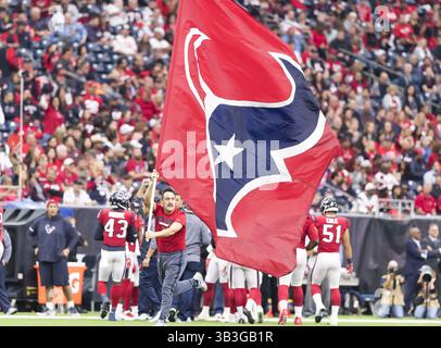 10 décembre 2017 - Houston, Texas, États-Unis - le coureur du drapeau de Houston après le field goal lors du match de saison régulière de la NFL entre les Texans de Houston et les 49ers de San Francisco au stade NRG de Houston, Texas les 49ers ont battu les Texans (crédit image : © Maria Lysaker via ZUMA Wire) Banque D'Images