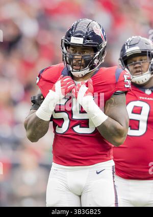 10 décembre 2017 - Houston, Texas, États-Unis - le linebacker Benardrick McKinney (55) de Houston Texans lors du match de saison régulière entre les Texans de Houston et les 49ers de San Francisco au stade NRG de Houston, Texas les 49ers ont battu les Texans (crédit image : © Maria Lysaker via ZUMA Wire) Banque D'Images