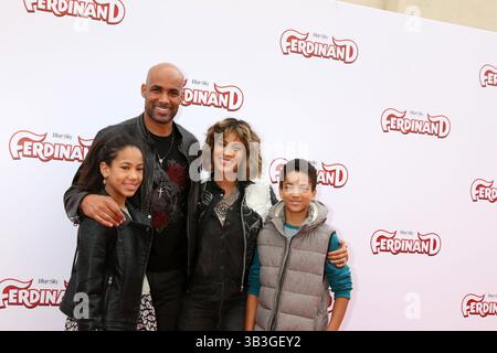 10 décembre 2017 - Los Angeles, CA, USA - LOS ANGELES - 10 décembre : Sophie Kodjoe, Boris Kodjoe, Nicole Ari Parker, Nicolas Kodjoe à la projection ''Ferdinand'' au Zanuck Theater, 20th Century Fox Studio le 10 décembre 2017 à Los Angeles, CA (crédit image : © Kathy Hutchins via ZUMA Wire) Banque D'Images