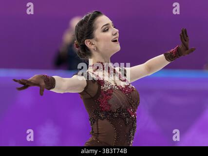 23 février 2018 - Gangneung, Corée du Sud - EVGENIA MEDVEDEVA, de Russie, en action pendant le patinage artistique : patinage libre pour femmes à la patinoire de Gangneung pendant les Jeux Olympiques d'hiver de Pyeongchang 2018. (Crédit image : © Patrice Lapointe via ZUMA Wire) Banque D'Images