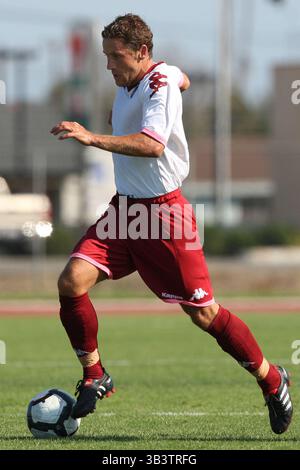 17 juillet 2010 : Michael Brown du Portsmouth FC en action lors du match amical entre Portsmouth FC et Ventura fusion à Oxnard College à Oxnard, Californie. Portsmouth FC a ensuite battu la fusion avec un score final de 2-1. (Crédit image : © Brandon Parry via ZUMA Wire) Banque D'Images