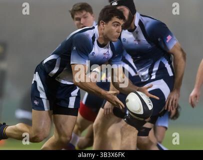 4 février 2018 - Sugar Land, Texas, États-Unis - Guy Lopresti (2), pupitre de Capital Rugby Union, passe la balle lors du match de rugby de la Major League entre la Capital Rugby Union et les SaberCats de Houston, le 3 février 2018 au Constellation Field à Sugar Land, Texas. (Crédit image : © Maria Lysaker via ZUMA Wire) Banque D'Images