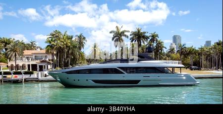 Bateau de luxe Miami, Floride, États-Unis Banque D'Images