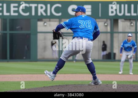 AVRIL 27 2025 : Logan Boyer (36 ans), lanceur d'Oklahoma City, lance un terrain pendant le match avec Oklahoma City Comets et Salt Lake Bees au Smiths Field à Salt Lake Utah. David Seelig/Cal Sport Medi Banque D'Images