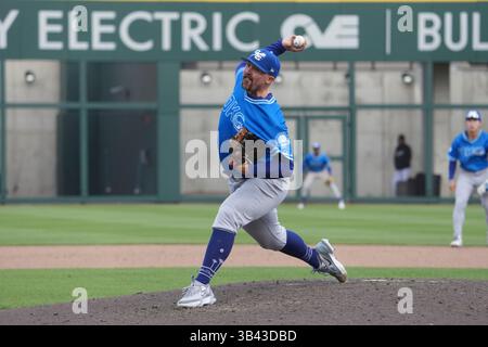 AVRIL 27 2025 : Logan Boyer (36 ans), lanceur d'Oklahoma City, lance un terrain pendant le match avec Oklahoma City Comets et Salt Lake Bees au Smiths Field à Salt Lake Utah. David Seelig/Cal Sport Medi Banque D'Images