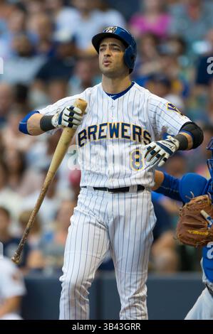 31 juillet 2015 : Ryan Braun, le joueur de terrain droit des Milwaukee Brewers, #8, à la batte lors du match de baseball de la Ligue majeure entre les Brewers de Milwaukee et les Cubs de Chicago au Miller Park à Milwaukee, WISCONSIN. John Fisher/CSM(image crédit : © John Fisher/Cal Sport Media/ZUMAPRESS.com) Banque D'Images