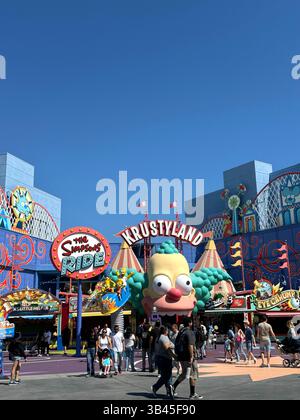 Los Angeles, CA, États-Unis - 24 septembre 2024 : Simpsons. Parc de renommée mondiale Universal Studios à Hollywood. Banque D'Images