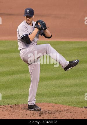 11 août 2014 - Baltimore, Maryland, US - Chris Capuano (26), lanceur des Yankees de New York, travaille en première manche contre les Orioles de Baltimore à Oriole Park à Camden Yards à Baltimore, MD, le lundi 11 août 2014. (Crédit image : ©Ron Sachs/CNP via ZUMA Wire) Banque D'Images