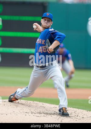18 mai 2014 - Washington, District of Columbia, États-Unis - le lanceur des mets de New York Zack Wheeler (45 ans) travaille en deuxième manche contre les Nationals de Washington au Nationals Park à Washington, DC le dimanche 18 mai 2014. (Crédit image : ©Ron Sachs/CNP via ZUMA Wire) Banque D'Images