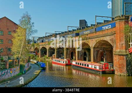 Castlefield Basin dans le Manchester City Centre, Greater Manchester en Angleterre. ROYAUME-UNI. Banque D'Images