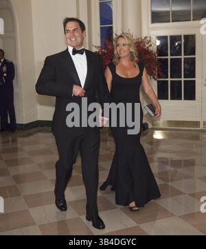 25 septembre 2015 - Washington, District of Columbia, États-Unis d'Amérique - Mark et Tiffany Cuban arrivent au dîner d'État pour le président chinois Xi et Madame Peng Liyuan à la Maison Blanche à Washington, DC pour une visite officielle d'État vendredi 25 septembre 2015. Crédit : Chris Kleponis / CNP (crédit image : © Chris Kleponis / CNP via ZUMA Wire) Banque D'Images