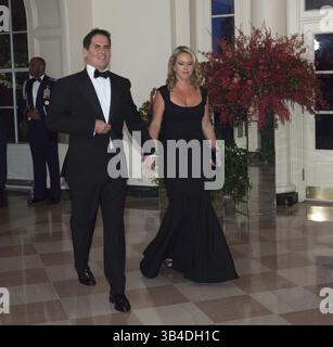 25 septembre 2015 - Washington, District of Columbia, États-Unis d'Amérique - Mark et Tiffany Cuban arrivent au dîner d'État pour le président chinois Xi et Madame Peng Liyuan à la Maison Blanche à Washington, DC pour une visite officielle d'État vendredi 25 septembre 2015. Crédit : Chris Kleponis / CNP (crédit image : © Chris Kleponis / CNP via ZUMA Wire) Banque D'Images
