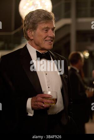 DATE DE SORTIE : 16 octobre 2015TITLE : Truth STUDIO : Sony Classics RÉALISATEUR : James Vanderbilt INTRIGUE : film dramatique de salle de rédaction détaillant le 60 rapport de 2004 du CBS sur le service militaire du président George W. Bush, et la tempête de critiques subséquente qui a coûté la vie à Dan Rather à l'présentateur et à la productrice Mary Mapes leur carrière : ROBERT REDFORD en tant que Dan Rather (crédit : © Sony Classics/Entertainment PICTURES/ZUMAPRESS.com) Banque D'Images