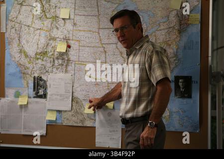 DATE DE SORTIE : 16 octobre 2015TITLE : Truth STUDIO : Sony Classics RÉALISATEUR : James Vanderbilt INTRIGUE : film dramatique de salle de rédaction détaillant le 60 rapport de 2004 du CBS sur le service militaire du président George W. Bush, et la tempête de critiques subséquente qui a coûté la vie à l'présentateur Dan Rather et à la productrice Mary Mapes PHOTO : DENNIS QUAID en tant que colonel Roger Charles (crédit : © Sony Classics/Entertainment PICTURES/ZUMAPRESS.com) Banque D'Images