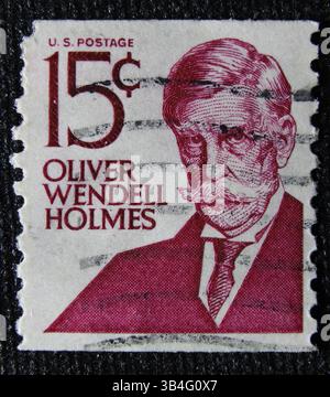 ISTANBUL, TURQUIE - 02 JANVIER 2021 : timbre des États-Unis montrant Oliver Wendell Holmes vers 1965 Banque D'Images