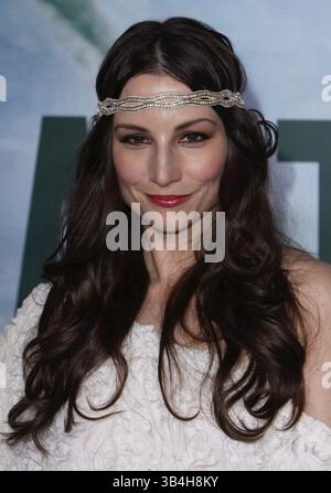 08 mars 2011 - Los Angeles, Californie, États-Unis - HEATHER MCCOMB à la première de 'Battle : Los Angeles' au Regency Village Theatre à Westwood, Californie. (Image de crédit : © ; Glenn Weiner/ZUMAPRESS.com) Banque D'Images