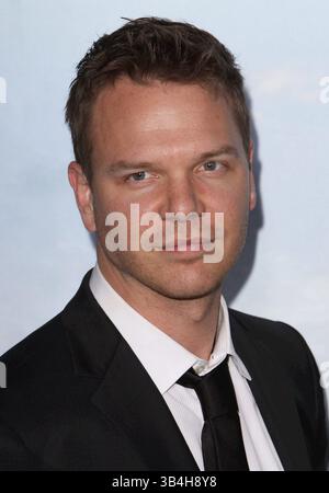 08 mars 2011 - Los Angeles, Californie, États-Unis - JIM PARRACK à la première 'Battle : Los Angeles' au Regency Village Theatre à Westwood, Californie. (Image de crédit : © ; Glenn Weiner/ZUMAPRESS.com) Banque D'Images