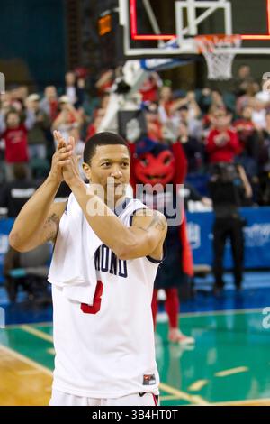 13 mars 2011 : les araignées de Richmond gardent Darien Brothers (3), acclamant à la suite du match du championnat de l'Atlantique 10 entre les Flyers de Dayton et les araignées de Richmond au Boardwalk Hall à Atlantic City, New Jersey. Les araignées de Richmond remportent le tournoi Atlantic 10, 67-54 contre les Flyers de Dayton.(image de crédit : © Chris Szagola/Cal Sport Media/ZUMAPRESS.com) Banque D'Images