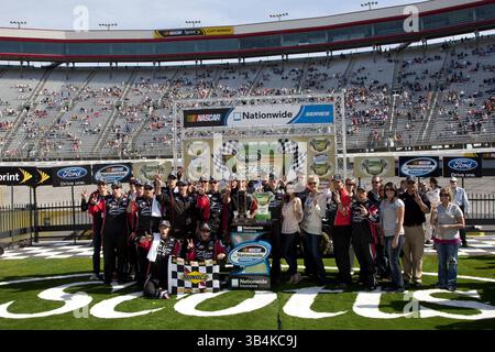 Bristol, TN - 19 mars 2011 : Kyle Busch (18 ans) remporte la course Scotts EZ Seed 300 au Bristol Motor Speedway à Bristol, TN.(image crédit : © ASP/Cal Sport Media/ZUMAPRESS.com) Banque D'Images