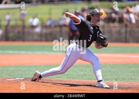 27 mai 2022 : Landon Harper (3), lanceur du sud du Miss., lance lors d'un match de baseball universitaire, entre Southern Miss et l'UTSA lors de la Conference USA Baseball Championships au Pete Taylor Park, Hattiesburg, Mississippi. Bobby McDuffie/CSM (image crédit : © Bobby McDuffie/CSM via ZUMA Press Wire) Banque D'Images