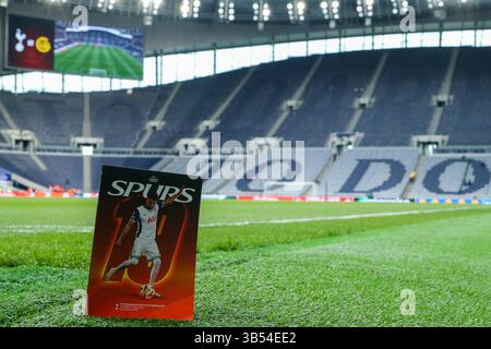 Tottenham Hotspur Stadium, Londres, Royaume-Uni. 1er mai 2025. UEFA Europa League semi-finale First Leg Football, Tottenham Hotspur contre Bodo Glimt ; Programme de la journée crédit : action plus Sports/Alamy Live News Banque D'Images