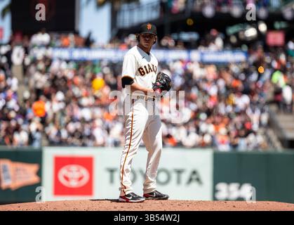 01 mai 2022 San Francisco CA, États-Unis San Francisco lanceur Sam long (73) sur le monticule lors du match MLB entre les Nationals de Washington et les Giants de San Francisco. Les Nationals ont gagné 11-5 à Oracle Park San Francisco Calif. Thurman James / CSM(crédit image : © Thurman James/CSM via ZUMA Press Wire) Banque D'Images