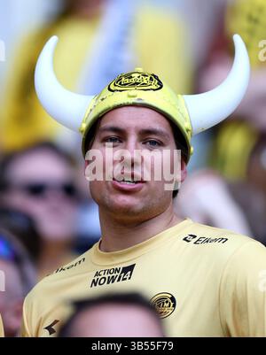 Londres, Royaume-Uni. 1er mai 2025. Fan de Bodo Glimt lors du match Tottenham Hotspur vs FK Bodo Glimt UEFA Europa League au Tottenham Hotspur Stadium, Londres. Le crédit photo devrait se lire : Paul Terry/Sportimage crédit : Sportimage Ltd/Alamy Live News Banque D'Images