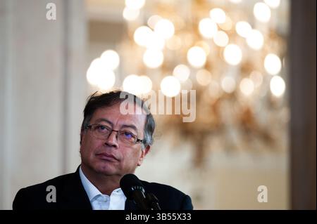 8 août 2022, Bogota, Cundinamarca, Colombie : le président colombien Gustavo Petro parle lors d'une conférence de presse avec les présidents de Colombie et du Chili, à Bogota, Colombie, le 8 août 2022. Photo par : Chepa Beltran/long Visual Press (crédit image : © Chepa Beltran/LongVisual via ZUMA Press Wire) Banque D'Images