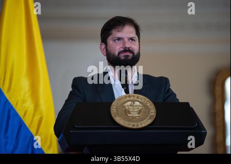 8 août 2022, Bogota, Cundinamarca, Colombie : le président chilien Gabriel Boric s'exprime lors d'une conférence de presse avec les présidents de Colombie et du Chili, à Bogota, Colombie, le 8 août 2022. Photo par : Chepa Beltran/long Visual Press (crédit image : © Chepa Beltran/LongVisual via ZUMA Press Wire) Banque D'Images