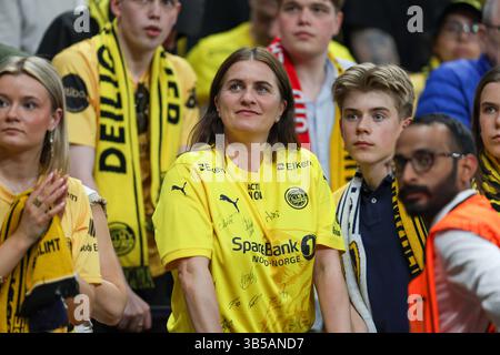 Londres, Royaume-Uni. 01 mai 2025. Londres, Angleterre, 1er mai 2025 : fan de Bodo/Glimt lors du match de l'UEFA Europa League entre Tottenham Hotspur et Bodo/Glimt au Tottenham Hotspur Stadium à Londres, Angleterre (Alexander Canillas/SPP) crédit : SPP Sport Press photo. /Alamy Live News Banque D'Images
