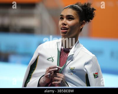 30 juillet 2022, Birminmgham, West Midlands, Angleterre : NAVEEN DARIES, d'Afrique du Sud, réagit après avoir concouru dans les bars inégaux pendant la finale de l'équipe féminine de gymnastique artistique et la qualification individuelle pendant les Jeux du Commonwealth de Birmingham 2022 à l'Arena Birmingham, Angleterre (crédit image : © Mickael Chavet/ZUMA Press Wire) Banque D'Images