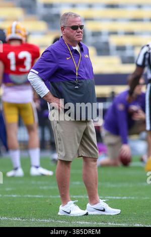 16 avril 2022 : Brian Kelly, entraîneur-chef de la LSU, regarde les Wide Receiver effectuer des exercices pendant la dernière semaine de la pratique de football au Tiger Stadium de Baton Rouge, EN LOUISIANE. Jonathan Mailhes/CSM(image de crédit : © Jonathan Mailhes/CSM via ZUMA Press Wire) Banque D'Images