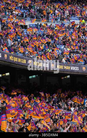 22 avril 2022 : Nouveau record de spectateurs, 91638 spectateurs, pour un match féminin au FC Barcelone contre VFL Wolfsburg, demi-finale de la ligue des champions de l'UEFA au Nou Camp, Barcelone, Espagne. Kim Price/CSM.(image de crédit : © Kim Price/CSM via ZUMA Press Wire) Banque D'Images