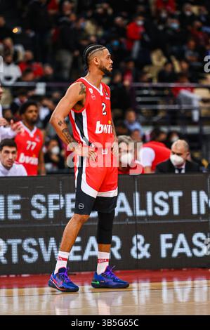 24 février 2022, Athènes, Lombardie, Grèce : TYLER DORSEY, #2 de l'Olympiacos Piraeus en action lors du match de la saison régulière de Turkish Airlines EuroLeague Round 27 entre l'Olympiacos Piraeus et l'AX Armani Exchange Milan au stade de la paix et de l'amitié le 24 février 2022 à Athènes, Grèce. (Crédit image : © Stefanos Kyriazis/ZUMA Press Wire) Banque D'Images