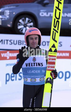 Stefan Kraft (Autriche / AUT) lors de la qualification pour le saut à ski du nouvel an du 73ème tournoi des quatre collines à Garmisch-Partenkirchen, Garmisch Banque D'Images